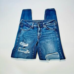 American Eagle Outfitters jeans Jeggings distressed mid rise women size 4